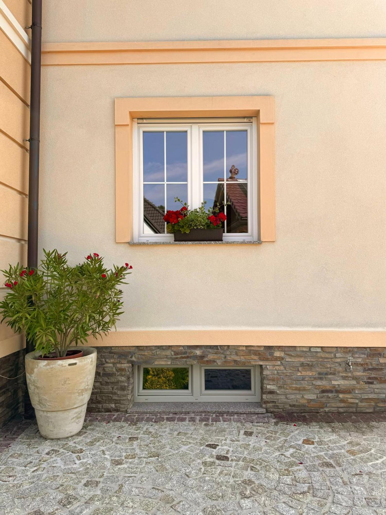 Apartamenty Agroturystyczne Papiernia Niedzwiedz Exterior foto